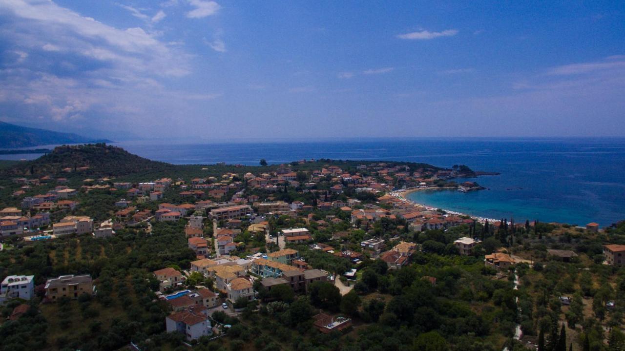 Theano Apartments Stoúpa Dış mekan fotoğraf
