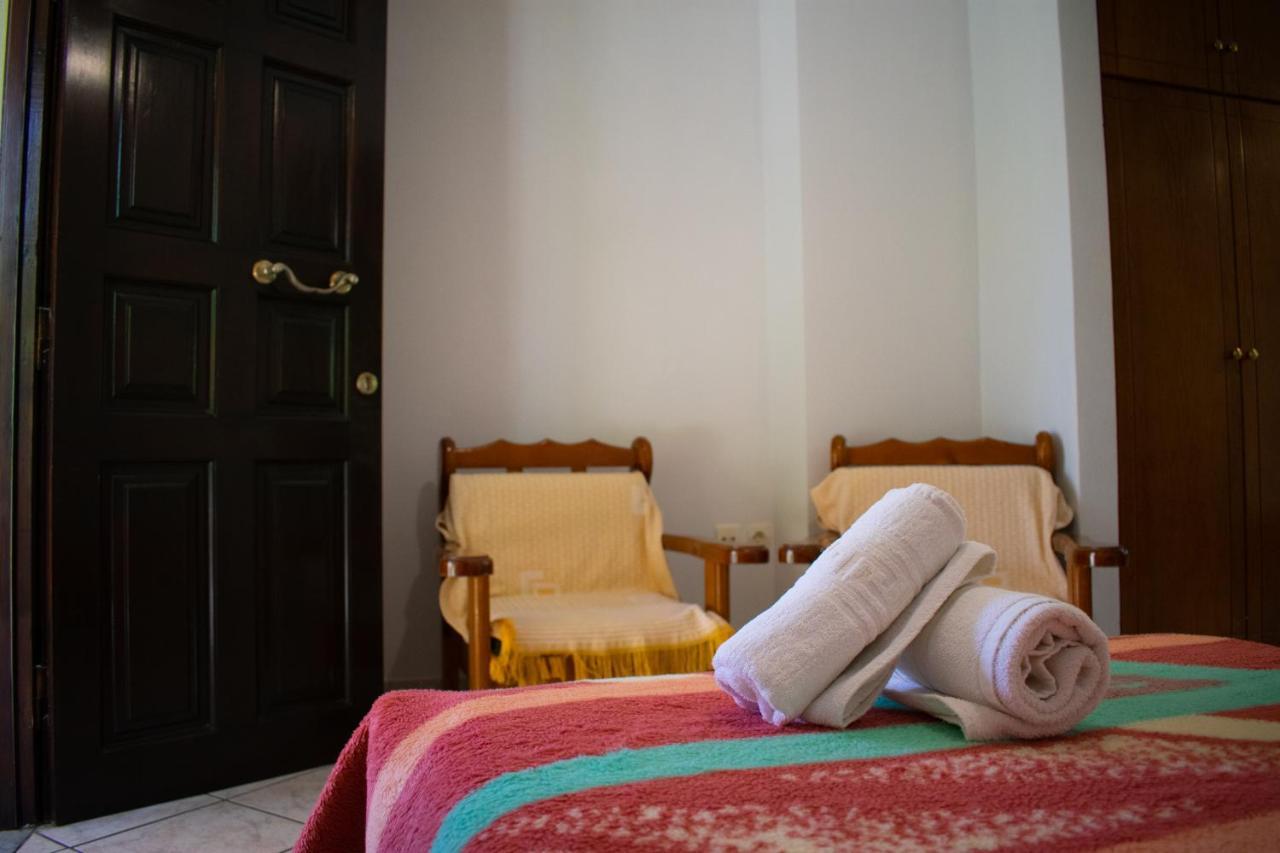 Theano Apartments Stoúpa Dış mekan fotoğraf