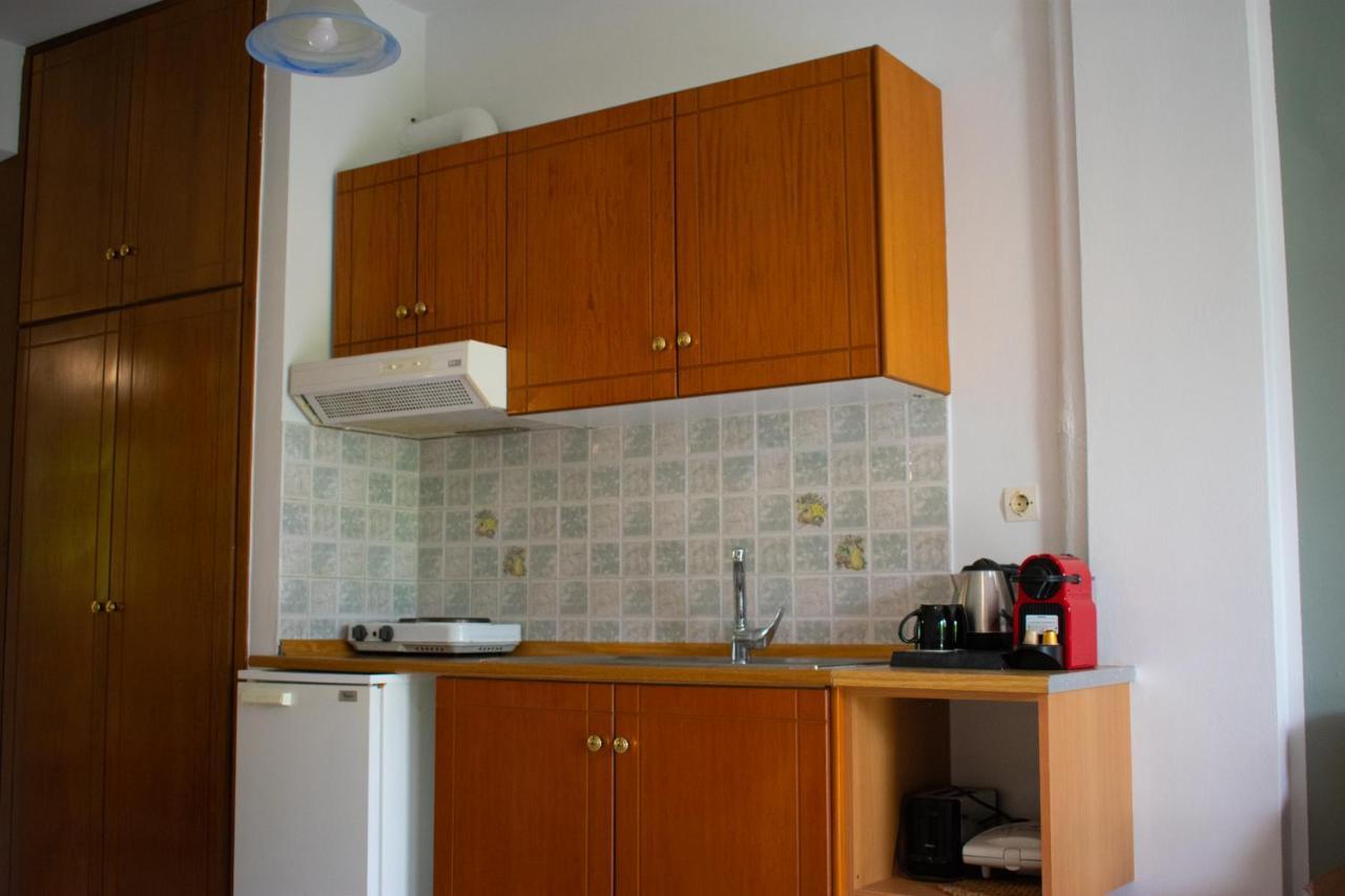Theano Apartments Stoúpa Dış mekan fotoğraf