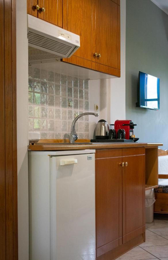 Theano Apartments Stoúpa Dış mekan fotoğraf